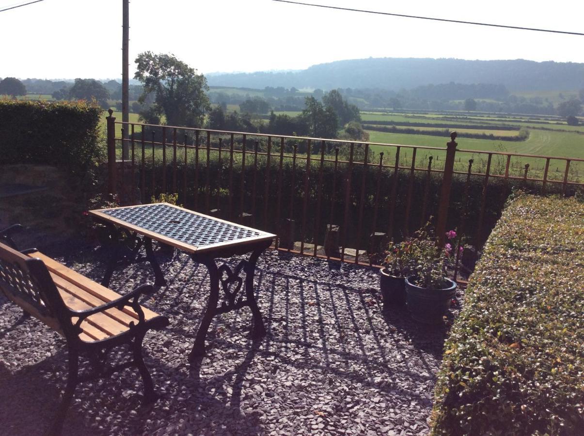 Bed and Breakfast Tan Y Graig Meifod Exterior foto